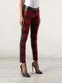 /album/galeria-de-fotos-pantalones/pantalones-y-jeans-estilo-tartan-jpg/